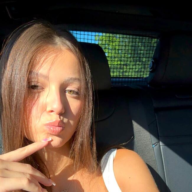 Babysitter in Linz: Alina