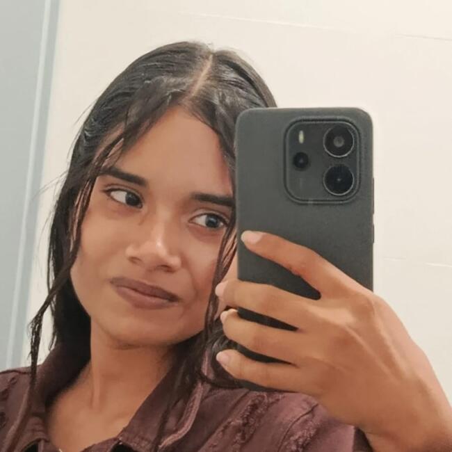 Babysitter em Salreu: Maria Camila