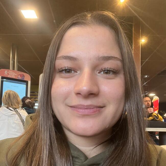 Babysitter in Le Loroux-Bottereau: Annabelle