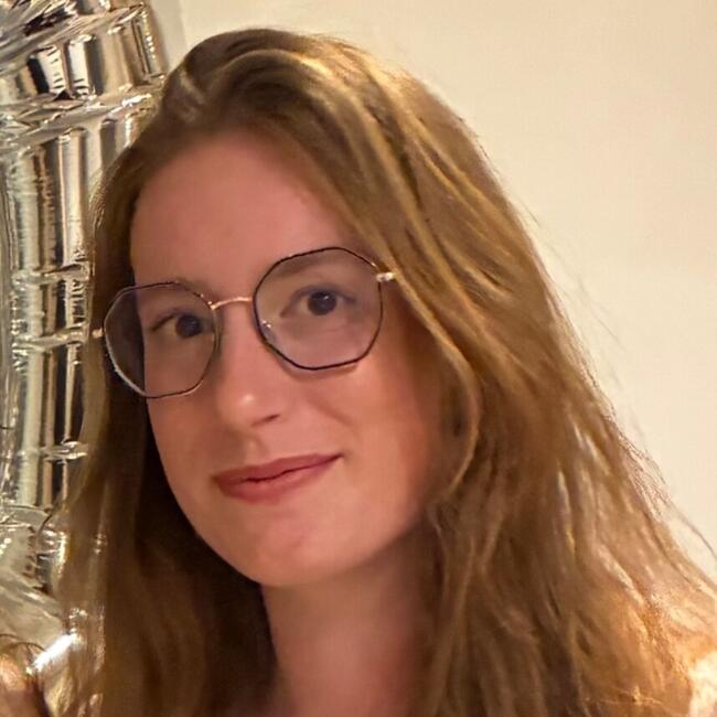 Babysitter in Poitiers: Camille