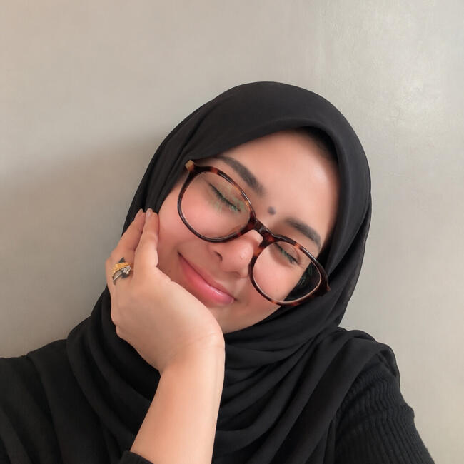 Babysitting job in Singapore Island: Maryam