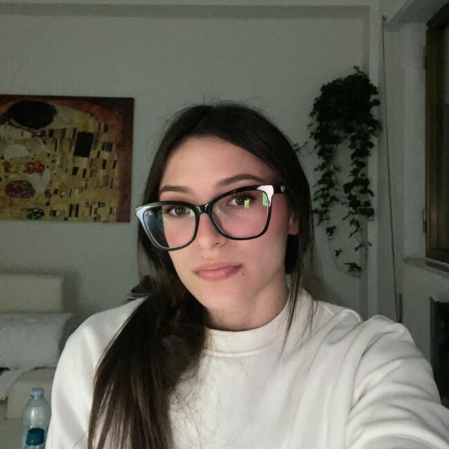 Babysitter in Cagliari: Erica