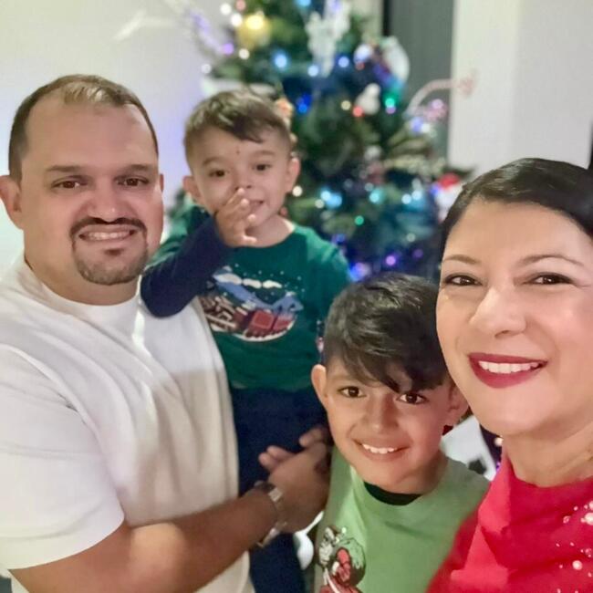 Trabajo para niñera en Alajuela: Cristian Araya