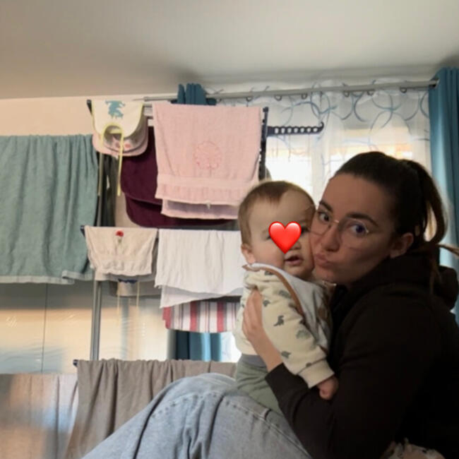 Babysitter in Ars-sur-Formans: Tess