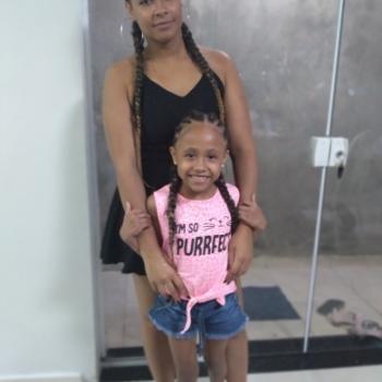 Babysitter in Osasco: Léia