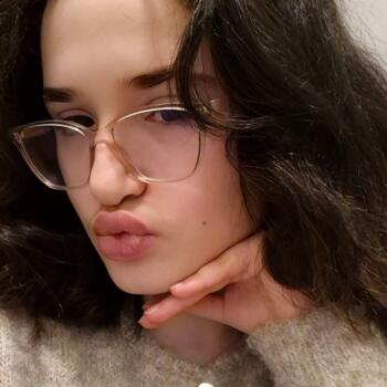 Babysitter in Sainte-Foy-lès-Lyon: Kenza