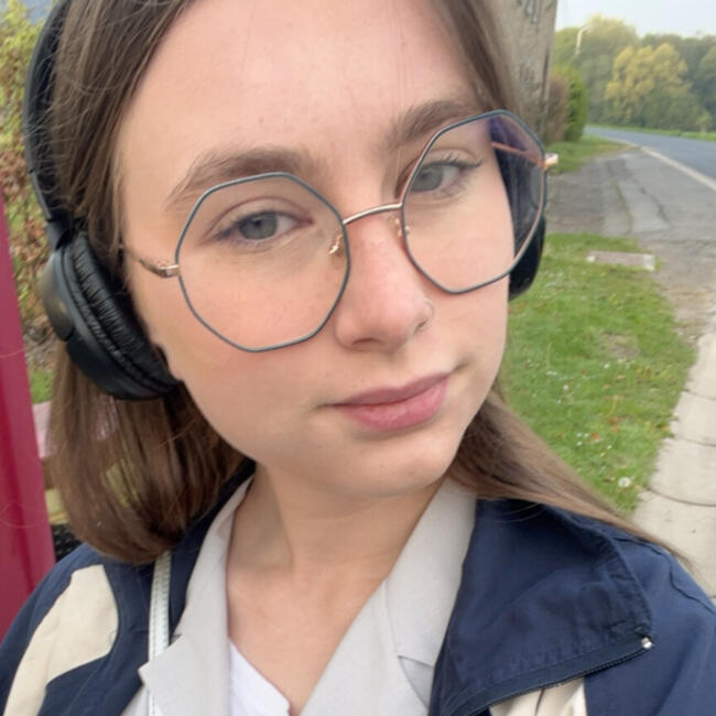 Baby-sitter à Andenne: Alix