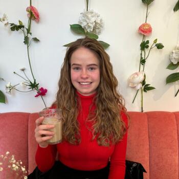 Babysitter in Berlicum: Anne