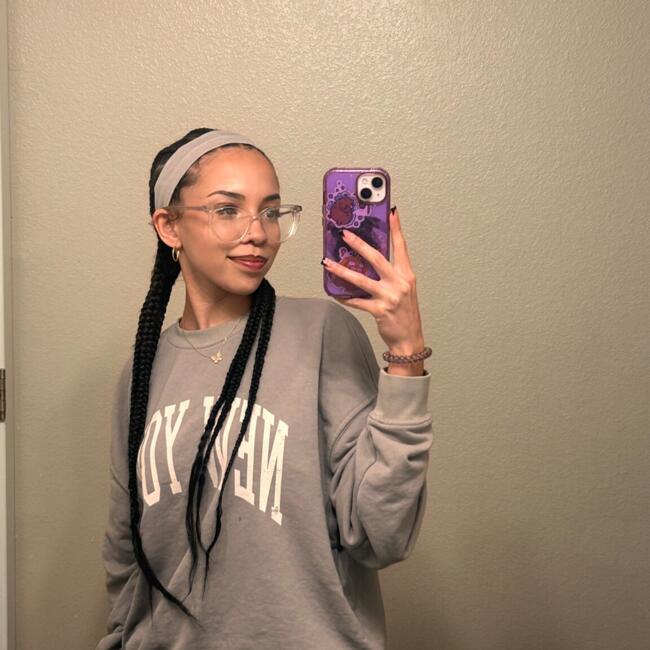 Babysitter in Omaha: Darian