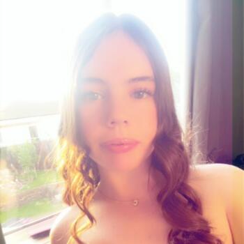 Babysitter in Tokoroa: Erica