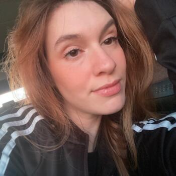 Babysitter in Curitiba: Gabriela