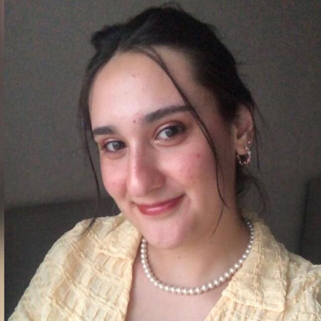 Babysitter in Szeged: İrem
