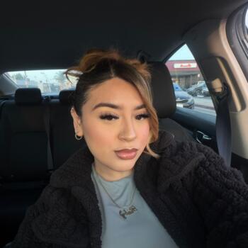 Babysitter in Huntington Park: Ruby
