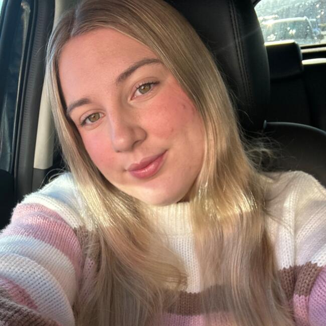 Babysitter in Ashburton: Stacey