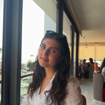 Babysitter in Montpellier: Kenza