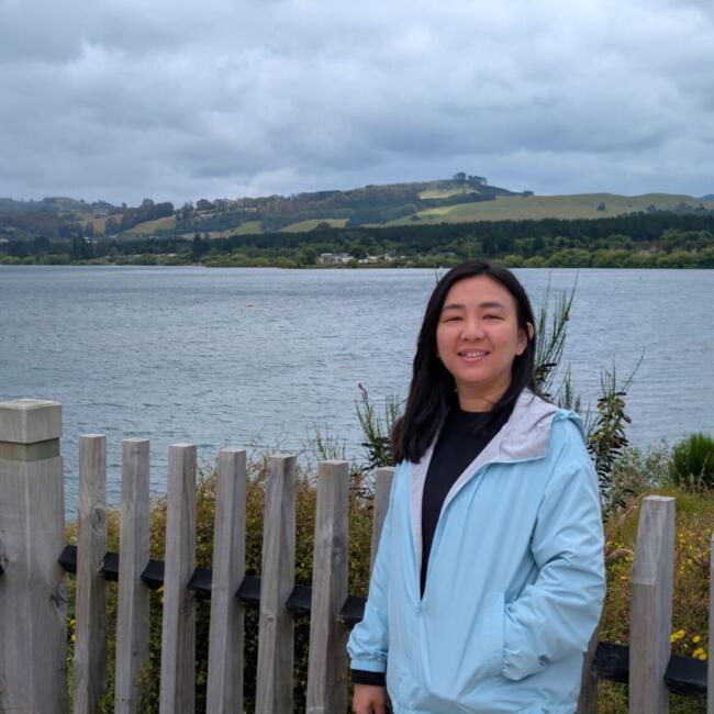 Babysitter in Auckland: Khin Sandar