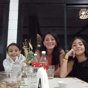 Trabajo para niñera en Ciudad del Libertador General San Martín: trabajo para niñera Gise