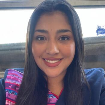 Niñera en La Granja: Rayen