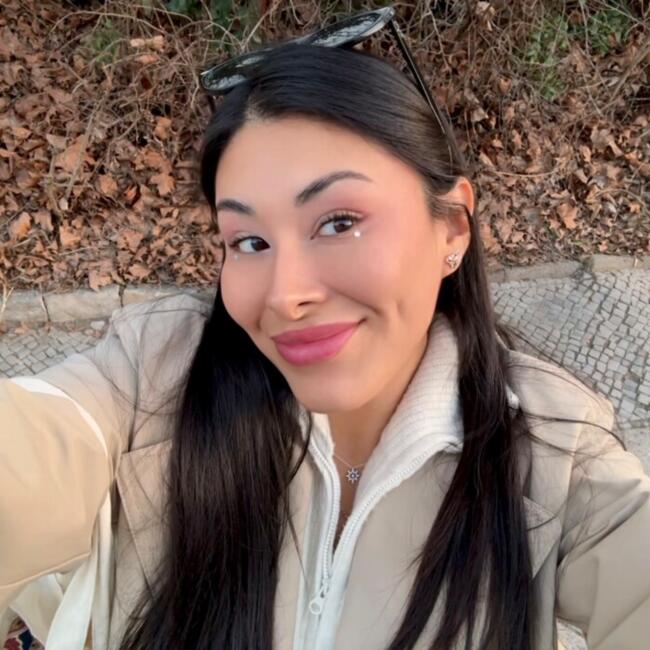 Babysitter in Berlin: Loraine