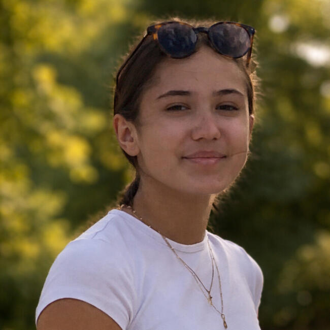 Babysitter in Châtelneuf: Salomé