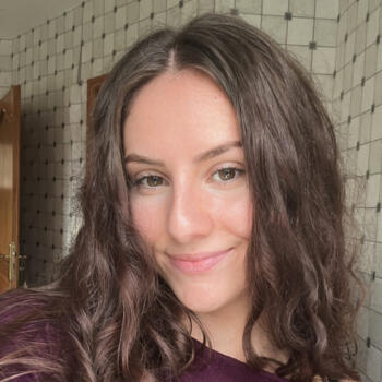 Babysitter in Amiens: Laura