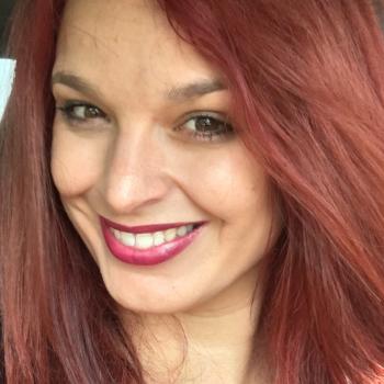 Babysitter Batalha: Nicole