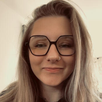 Babysitter Bayonne: Savannah