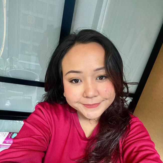 新加坡的临时保姆工作: Nurbella