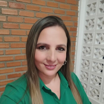Babysitter Itaúna: Gislaine