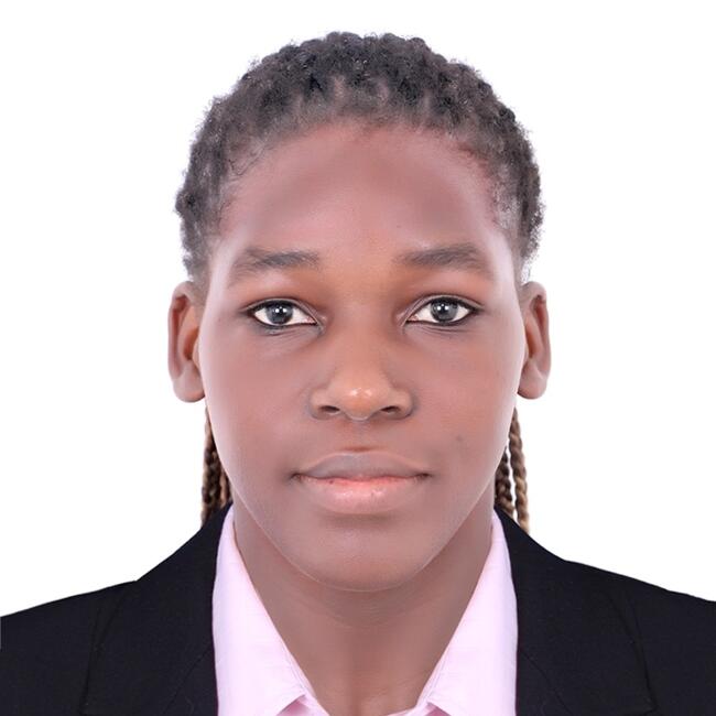 مربية أطفال في دبي: Phionah