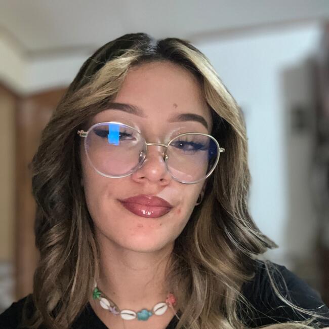 Niñera en San Pedro: Britney