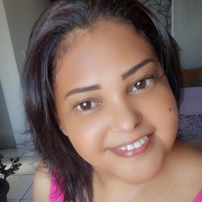 Babá em Cuiabá: Laurineti