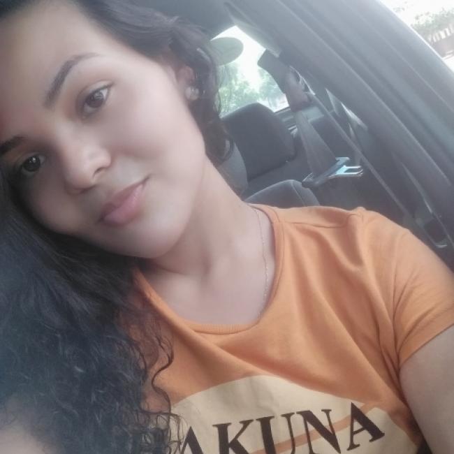 Babysitter in Maringá: Sabrina