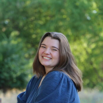 Babysitter in Fresno: Madelynn