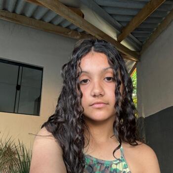 Babá em Caragua: Luana