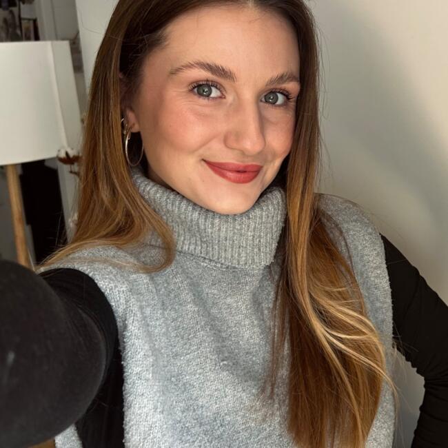 Babysitter in Anglet: Elisa