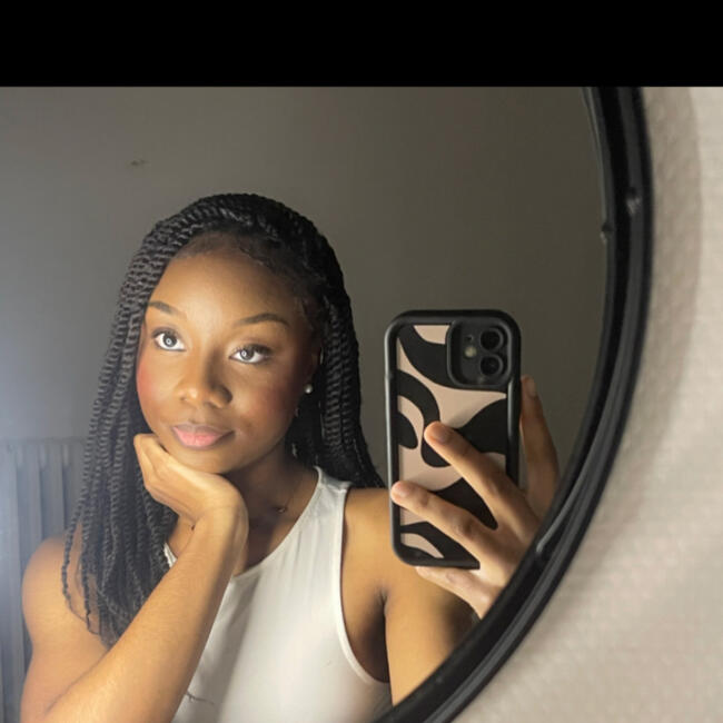 Babysitter in Courbevoie: Diane