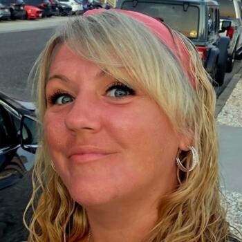 Babysitter in Pennsauken: Nicole