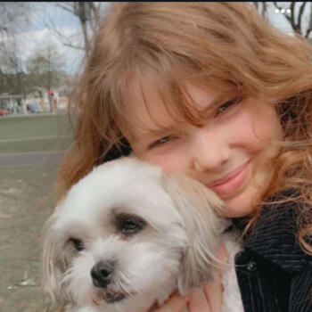 Babysitter in Dunedin: Kayla