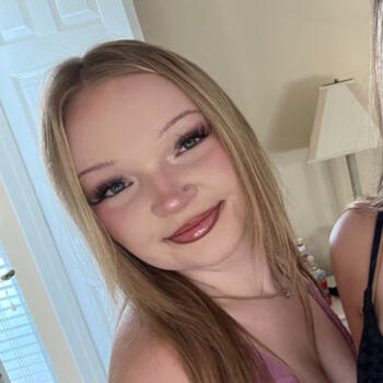 Babysitter in Powder Springs: Kenzie