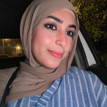 جليسة أطفال في الهراويين: Aya
