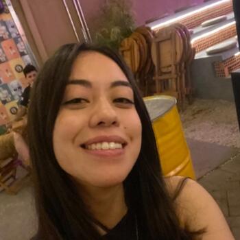 Babysitter in Bauru: Gloria