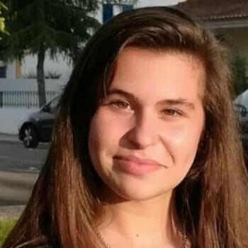 Babysitter em Vale de Santarém: Beatriz