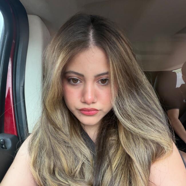 Babysitter in Melbourne: Andrea