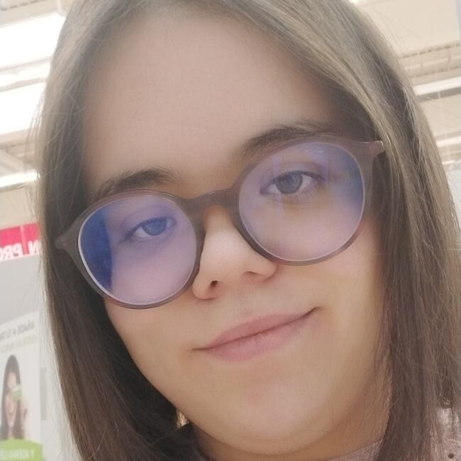 Niñera en Potríes: Delia