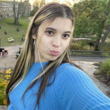 Babysitter in Espoo: Hajar