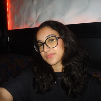 Babysitter in Paris: Ines