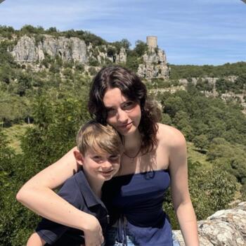 Babysitter Saint-Julien-sur-Cher: Laurine