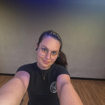 Babá Londrina: Luanna Carolina