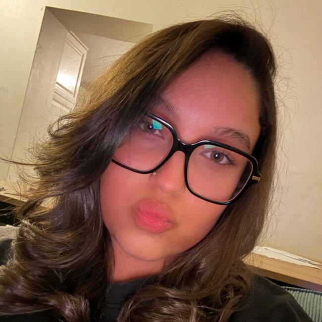 Babysitter in Viry-Châtillon: Jasmine